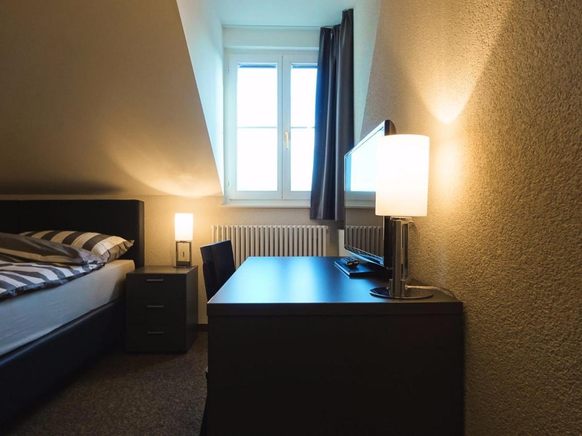 De D'yvonand Hotel
